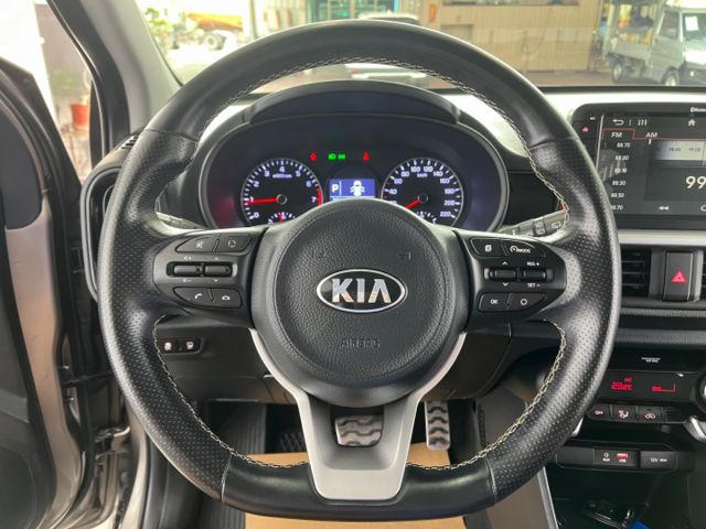影片賞車✦Picanto X-Line版 里程僅跑7萬多 全車原鈑件 7安.LED晝行燈.免鑰匙.定速.倒車影像.煞停  第12張相片