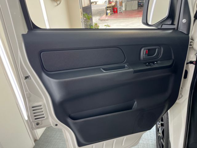 影片賞車✦菱利 1.5自排 里程僅跑1萬 全車原鈑件 盲點.定速.前後錄行車記錄器.抬頭顯示幕.電動後視鏡收納  第5張相片