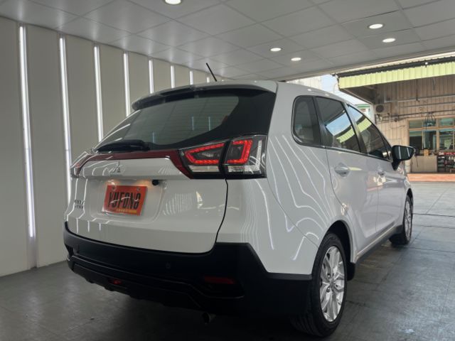 影片賞車✦2024年式Colt Plus 最頂級輕鬆版 里程僅跑2萬多 全車原鈑件 升級安卓影音 電尾門.免鑰匙.恆溫  第3張相片