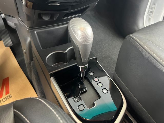 影片賞車✦2024年式Colt Plus 最頂級輕鬆版 里程僅跑2萬多 全車原鈑件 升級安卓影音 電尾門.免鑰匙.恆溫  第17張相片