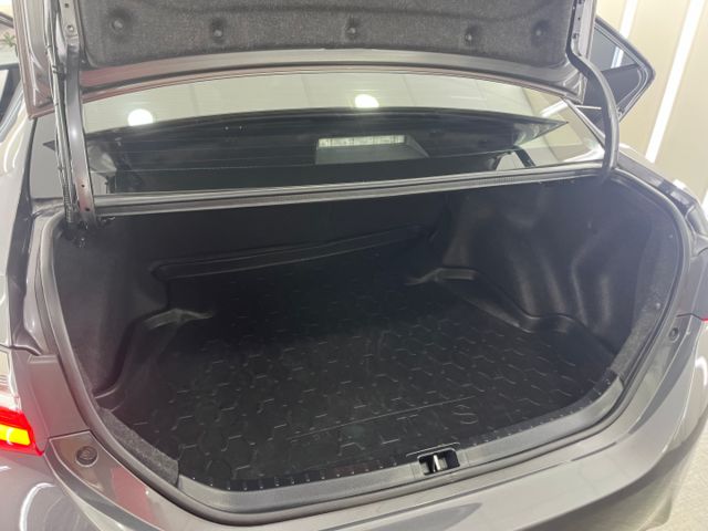 影片賞車✦ALTIS 小改款 里程僅跑11萬 全車原鈑件 6氣囊.MID儀表.免鑰匙.方控.定速.恆溫.循跡防滑  第20張相片