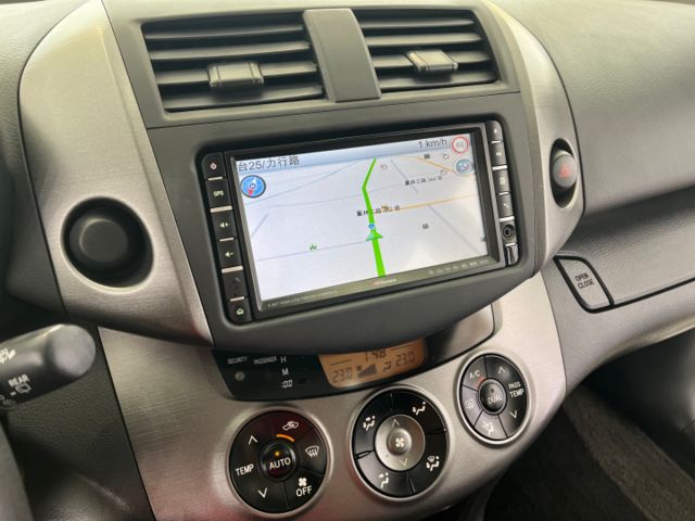 影片賞車✦ RAV4 頂級G版2WD 里程僅跑19萬 HID大燈.電動椅.天窗.定速.雙區恆溫.前後雷達.衛星導航.藍芽  第16張相片