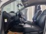 影片賞車✦小鴨 頂級G版 里程僅跑7萬 挑戰全網最低！全車原鈑件 恆溫.方控.皮椅.鋁圈.前雷達.電動後視鏡收納  第8張縮圖