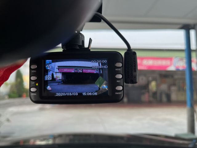 玉豐汽車✦ 總代理X1 1.5 里程只跑9萬多 全車原鈑件 原廠資料皆齊全 前車主很顧車～  第17張相片