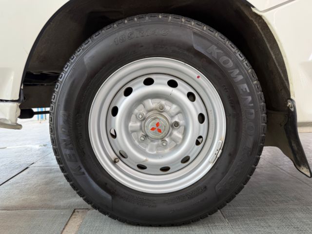 影片賞車✦得利卡 手排 里程僅跑3萬 全網最美！全車原鈑件 電子後視鏡.電動窗.前雷達.前後霧燈  第17張相片