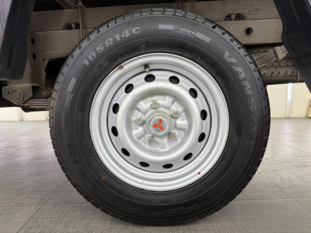 影片賞車✦得利卡 手排 里程僅跑3萬 全網最美！全車原鈑件 電子後視鏡.電動窗.前雷達.前後霧燈  第18張相片