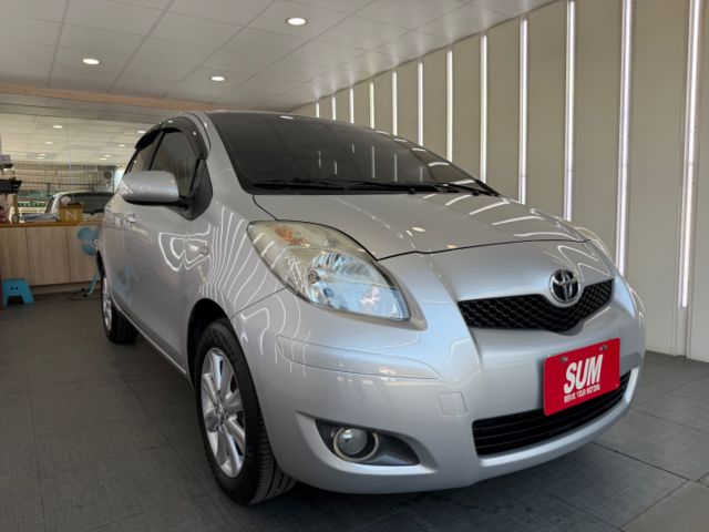影片賞車✦小鴨 頂級Ｇ版 里程僅跑15萬 全車原鈑件 皮椅.鋁圈.電動後視鏡收納.恆溫.方向盤音響控制  第3張相片