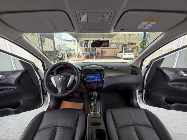 影片賞車✦Big Tiida 里程僅跑9萬 全車原鈑件 升級原廠影音+空力套件  免鑰匙.定速.導航.雙區恆溫  第11張相片