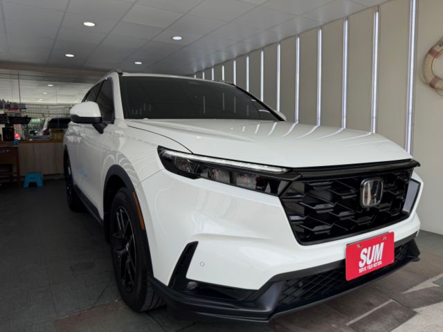 影片賞車✦CRV 汽油最頂級Prestige 里程僅跑2萬多 全車原鈑件.全景天窗.BOSE音響.環景.電尾門.無線充電  第2張相片