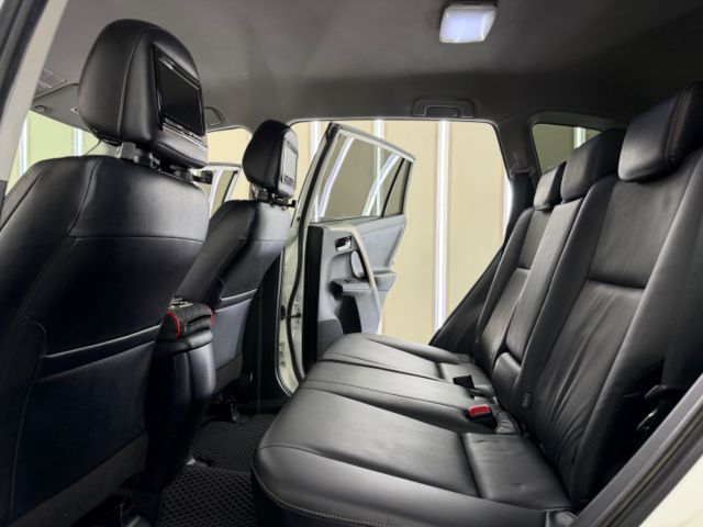 影片賞車✦RAV4 2.0 E Hi 版 里程僅跑11萬 全車原鈑件 升級大螢幕安卓 電動椅.定速.雙區恆溫.盲點  第8張相片