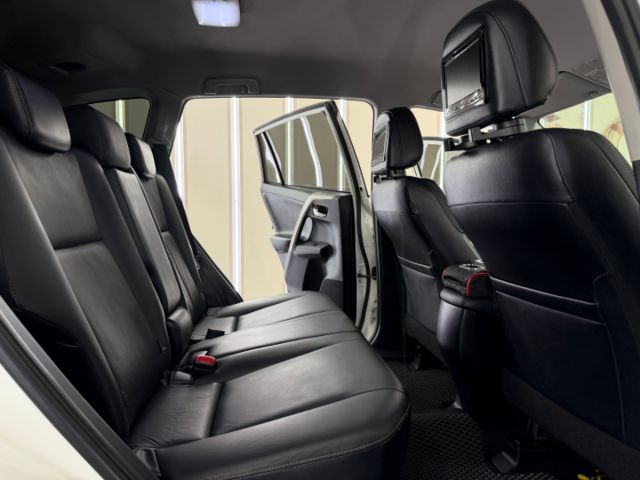 影片賞車✦RAV4 2.0 E Hi 版 里程僅跑11萬 全車原鈑件 升級大螢幕安卓 電動椅.定速.雙區恆溫.盲點  第9張相片