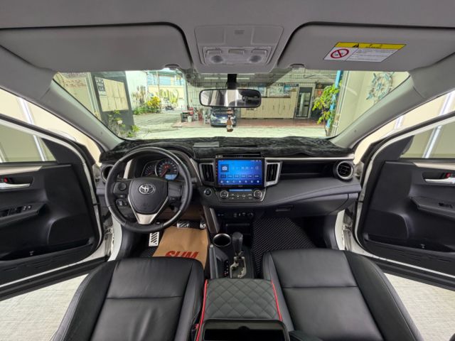 影片賞車✦RAV4 2.0 E Hi 版 里程僅跑11萬 全車原鈑件 升級大螢幕安卓 電動椅.定速.雙區恆溫.盲點  第11張相片