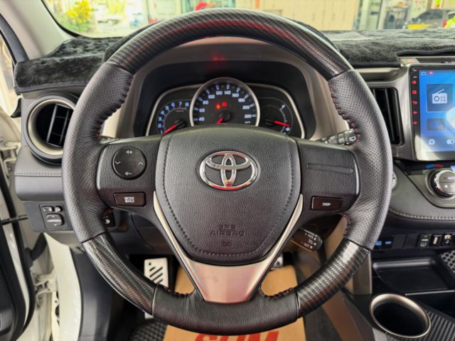 影片賞車✦RAV4 2.0 E Hi 版 里程僅跑11萬 全車原鈑件 升級大螢幕安卓 電動椅.定速.雙區恆溫.盲點  第12張相片