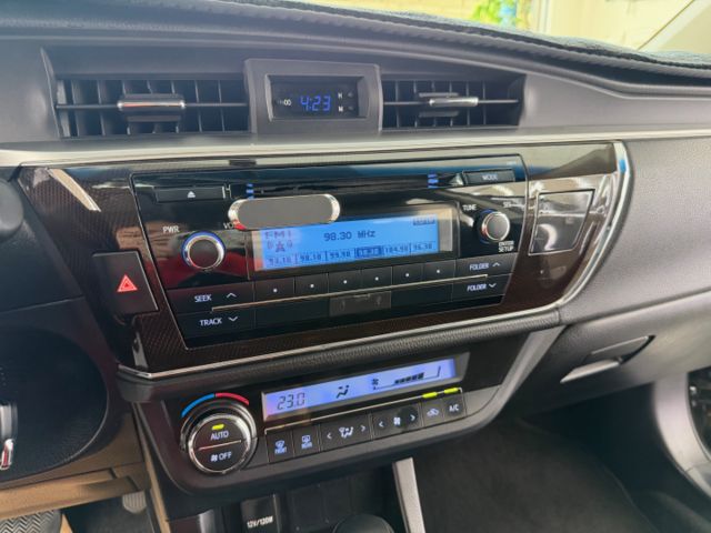 影片賞車✦ALTIS 全車原鈑件 方控.定速.恆溫.電動後視鏡收納.抬頭顯示幕 可全額貸零頭款  第15張相片