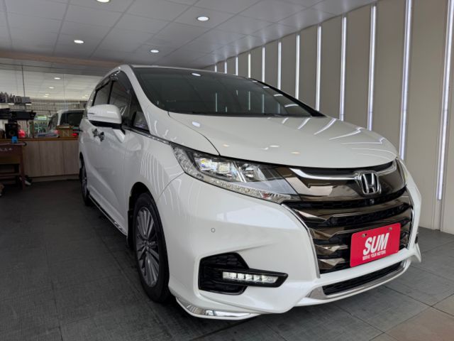 影片賞車✦ ODYSSEY APEX最頂級 市場稀有白色 里程僅跑9萬 全車原鈑件 安卓機.環景.前後錄.後座影音  第2張相片