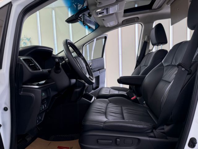 影片賞車✦ ODYSSEY APEX最頂級 市場稀有白色 里程僅跑9萬 全車原鈑件 安卓機.環景.前後錄.後座影音  第7張相片
