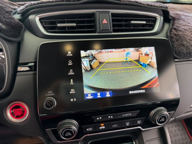 影片賞車✦CRV 1.5VTi-S 里程跑11萬 全車原鈑件 LED頭燈.雙區恆溫.衛星導航.ACC跟車.免鑰匙  第17張相片