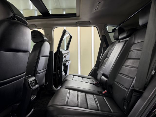 影片賞車✦CRV 最頂級Prestige 里程僅跑5萬 全車原鈑件.全景天窗.BOSE音響.360環景.電尾門  第8張相片
