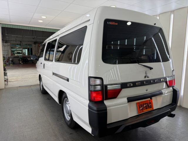 影片賞車✦得利卡 自排 八人座 里程僅跑1萬 全車原鈑件 升級避震器.360環景.品牌音響.安卓機.氣氛燈  第4張相片