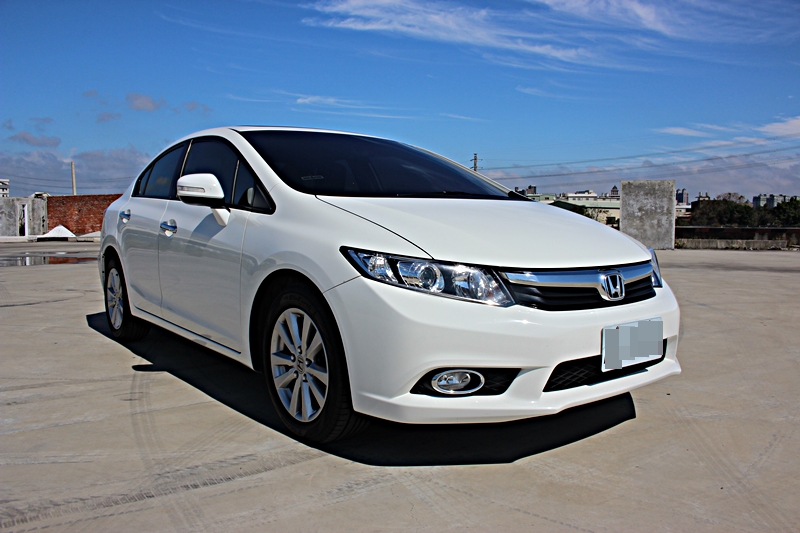 2013年 Honda Civic 1.8 頂級 一手車  第2張相片
