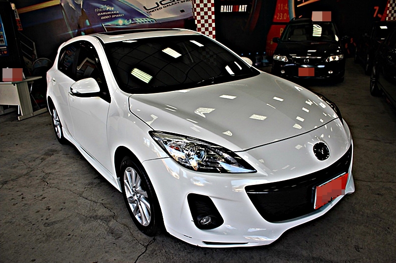 2012年 Mazda3 2.0 五門 全原廠 非改裝車 非惡操過車  第10張相片