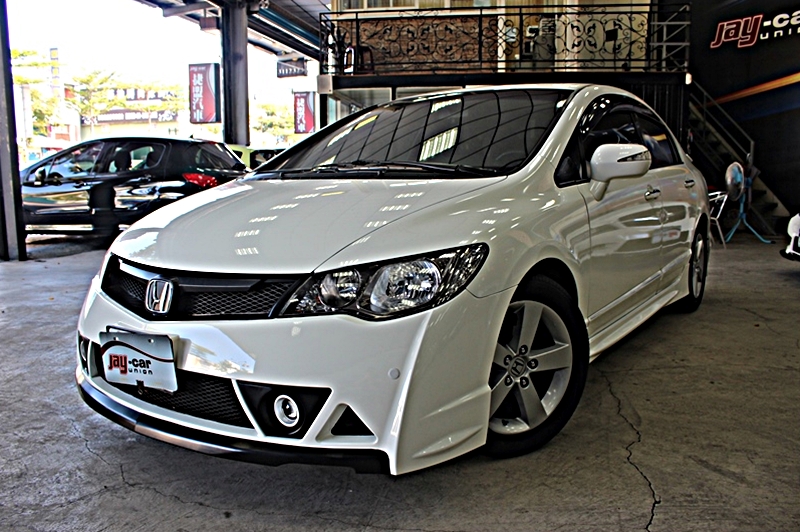 2009年 Honda K12 1.8 RR包  第1張相片