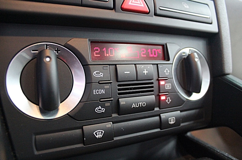 2006年 AUDI A3 2.0T 鋁圈 避震 空力套件 通通幫你改好  第16張相片