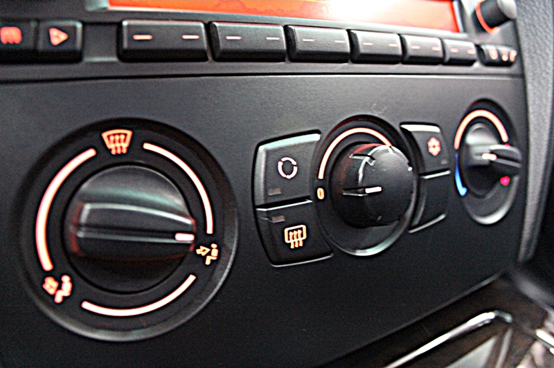 2005年 BMW E90 320 前車主正常使用正常保養 車況履約保證保固  第15張相片