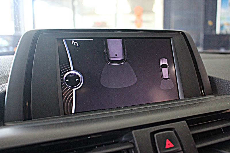 2012年式 BMW 120D 8速手自排 柴油渦輪增壓 省油 有力 又省稅金  第15張相片