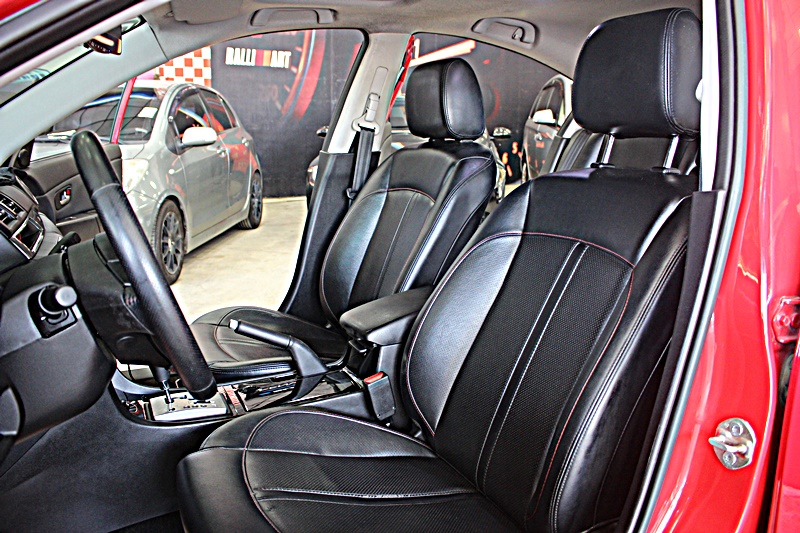 2008年 Mazda3 2.0s 全車精品改裝 買回去現省改裝費  第6張相片