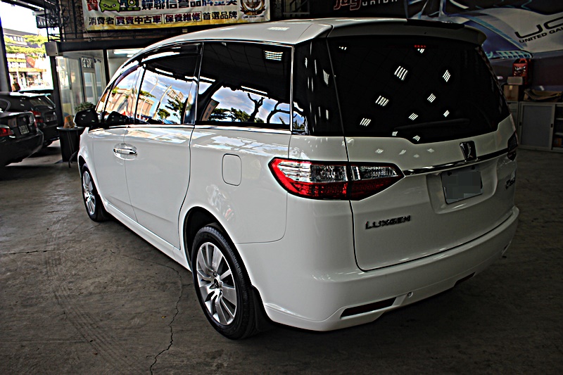 2010年 納智捷 MPV7 新車價110萬最頂級 正一手自用車 保證非租賃 非營業用車  第5張相片