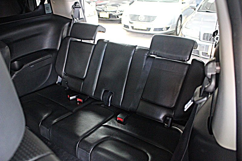 2010年 納智捷 MPV7 新車價110萬最頂級 正一手自用車 保證非租賃 非營業用車  第8張相片