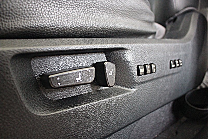 2010年 納智捷 MPV7 新車價110萬最頂級 正一手自用車 保證非租賃 非營業用車  第17張相片
