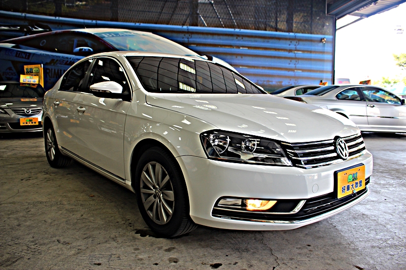 2012年 V.W Passat 1.8T   第2張相片
