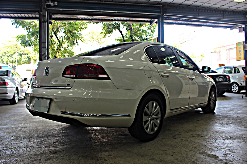 2012年 V.W Passat 1.8T   第9張相片