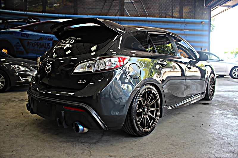 2011年 Mazda3 2.0 五門 全車精品改裝 前車主顧車程度難以想像  第3張相片