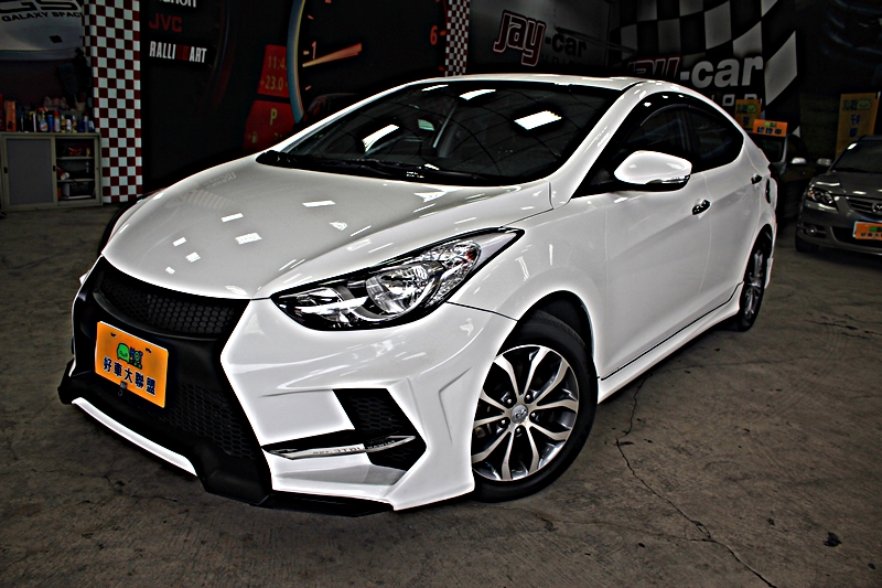 2013年 現代 Elantra 1.8 頂級版 X包也幫您裝好囉  第1張相片