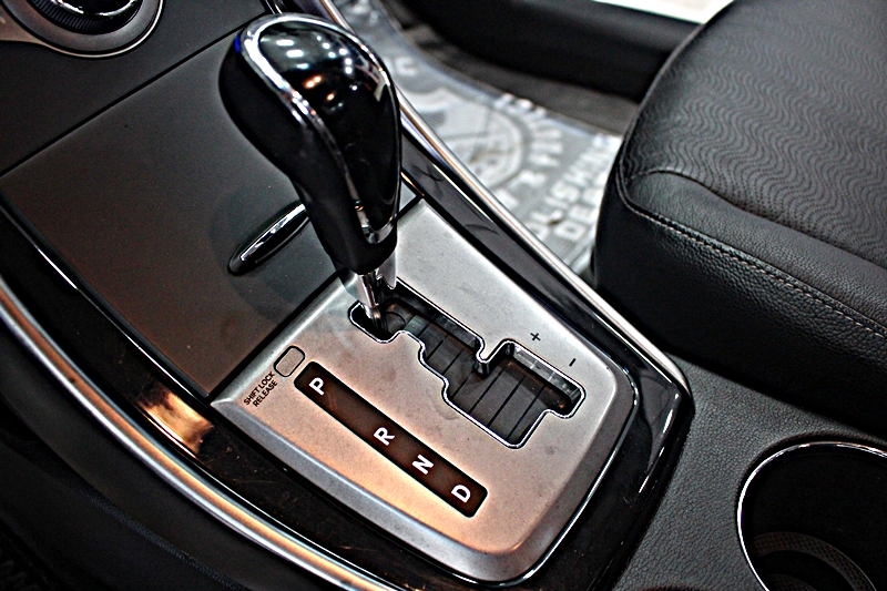 2013年 現代 Elantra 1.8 頂級版 X包也幫您裝好囉  第13張相片