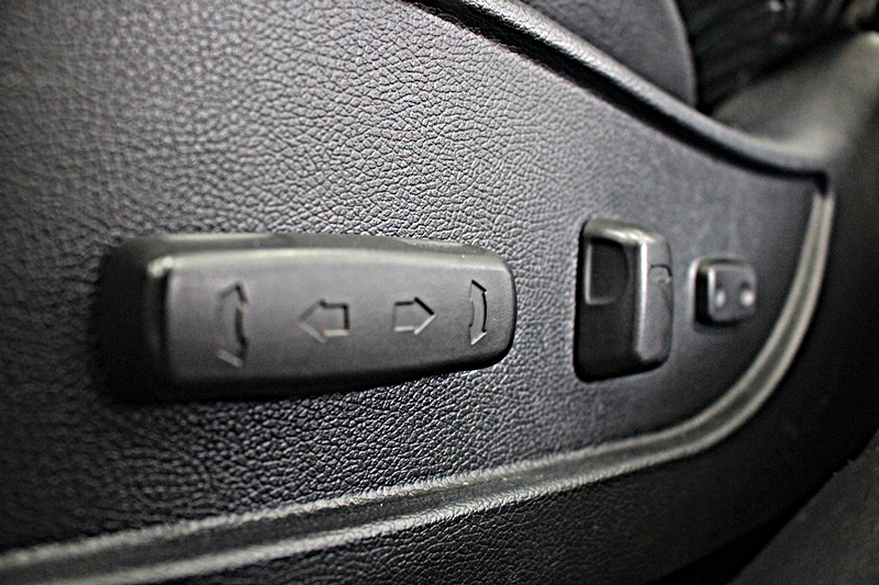 2013年 現代 Elantra 1.8 頂級版 X包也幫您裝好囉  第16張相片