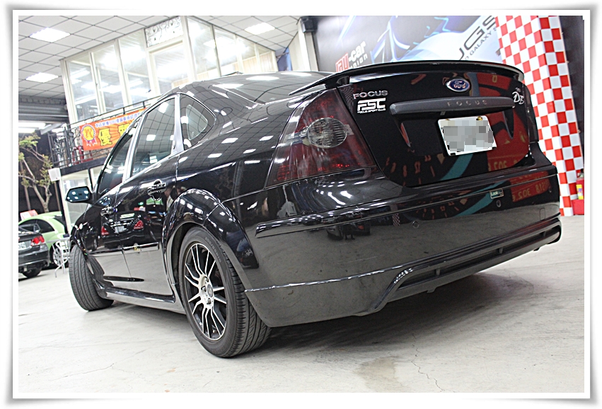 2006年 Focus 1.8 四門 柏林賽道版 小改裝 可全額貸 免頭款交車  第5張相片