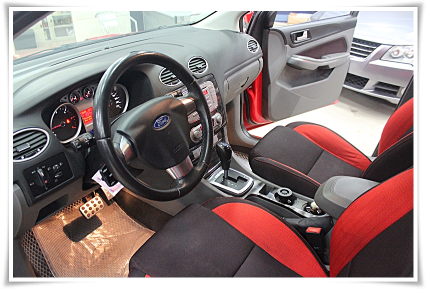 2009年 Focus 2.0 TDCI 柴油 省油省稅又有力 可全額貸 免頭款交車  第6張相片