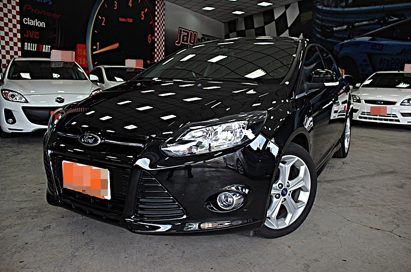 2013年 Focus 2.0 TDCI 柴油 車況完美如新 里程跑不多 可全額貸 免頭款交車  第1張相片