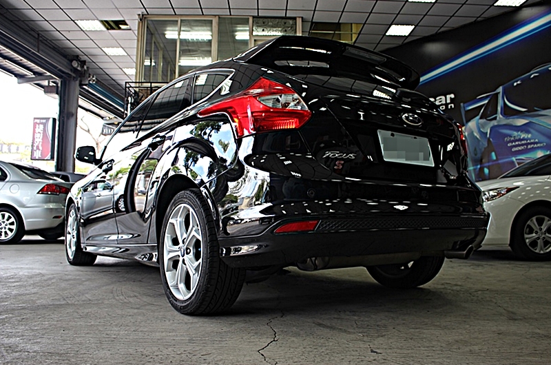 2013年 Focus 2.0 TDCI 柴油 車況完美如新 里程跑不多 可全額貸 免頭款交車  第5張相片