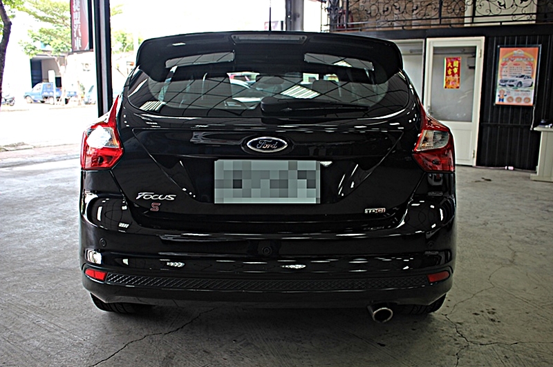 2013年 Focus 2.0 TDCI 柴油 車況完美如新 里程跑不多 可全額貸 免頭款交車  第9張相片