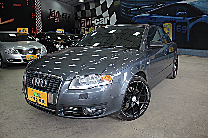  2005年 Audi A4 2.0T 改裝鋁圈 避震器 車況履約保證保固  第1張相片
