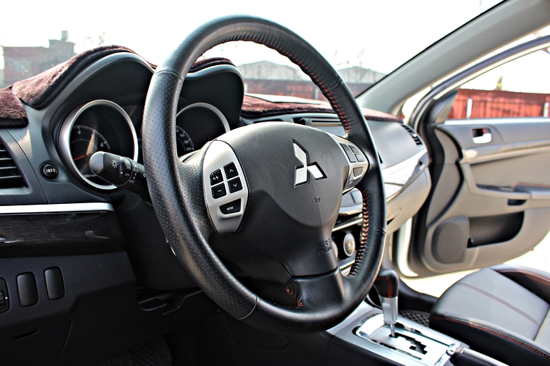 2013年 Lancer IO 1.8 頂級 可全額貸 免頭款交車  第12張相片