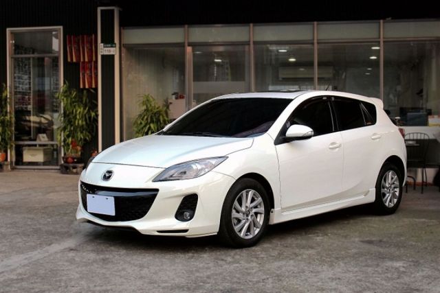 2013年 MAZDA 微笑馬3 五門2.0S　頂級 I-KEY版 里程僅跑7萬公里 正一手車 原鈑件  第1張相片