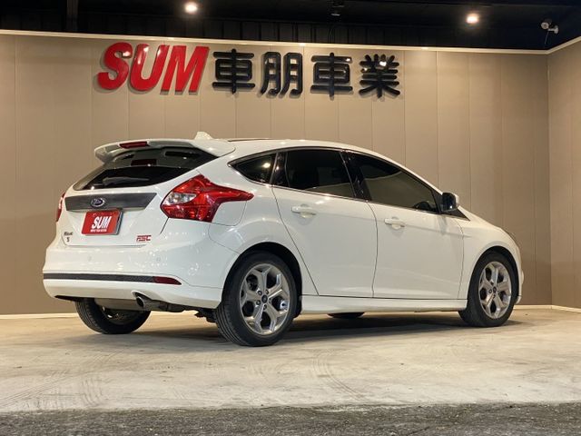 Focus 五門 2.0S MK3 車況佳 已認證  第12張相片