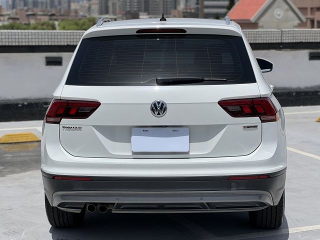 CP值超高 有ACC跟車系統 新車130萬 現省7X萬 !  第14張相片