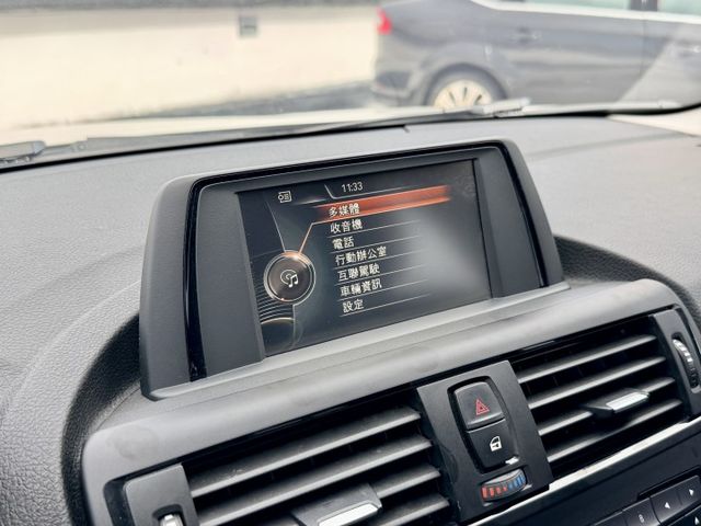 優質進口小車 里程實跑11萬公里 年底優惠價29.8萬 !  第13張相片